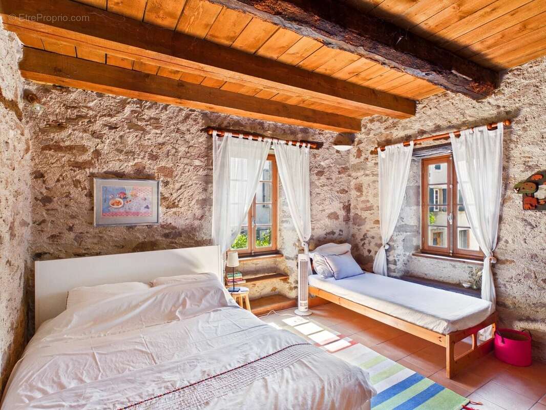 Grande maison de caractère à Monestiés – 270 m², piscine, jardin et potentiel gîte/location entre Cordes et Albi - photo 5