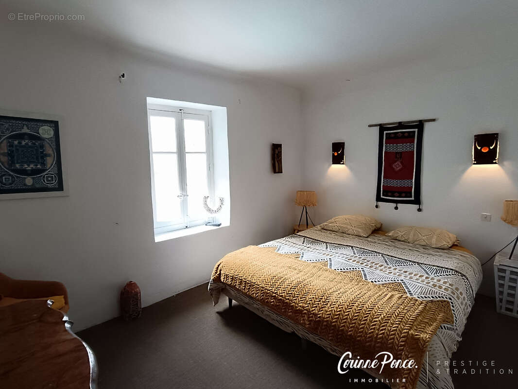 Maison à AIGUES-VIVES