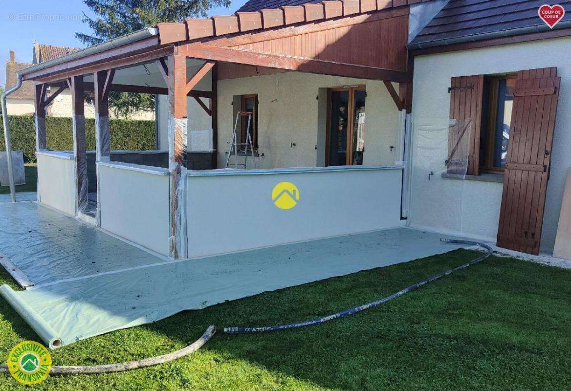 Maison à LA GUERCHE-SUR-L&#039;AUBOIS