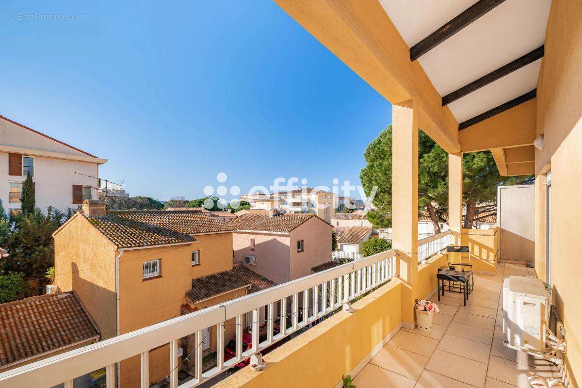 Appartement à FREJUS