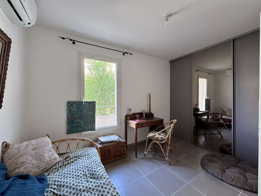 Appartement à L'ISLE-SUR-LA-SORGUE