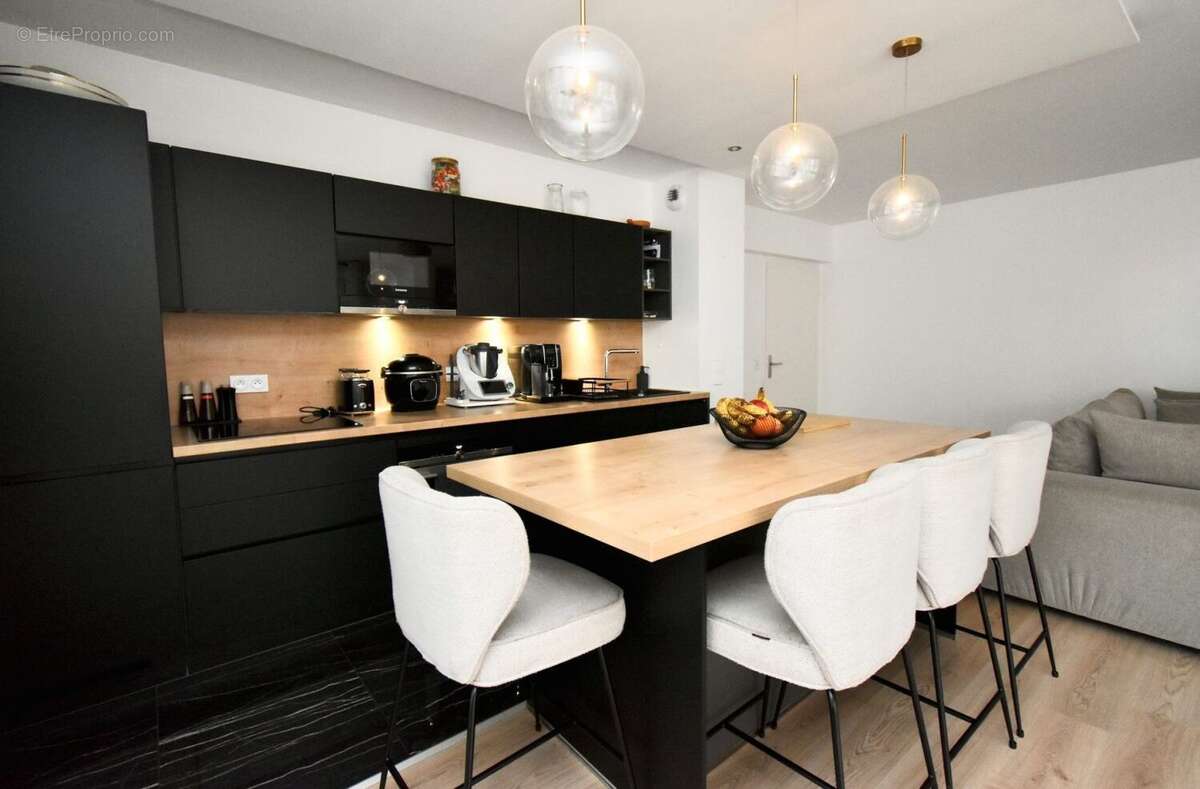 Appartement à ASNIERES-SUR-SEINE