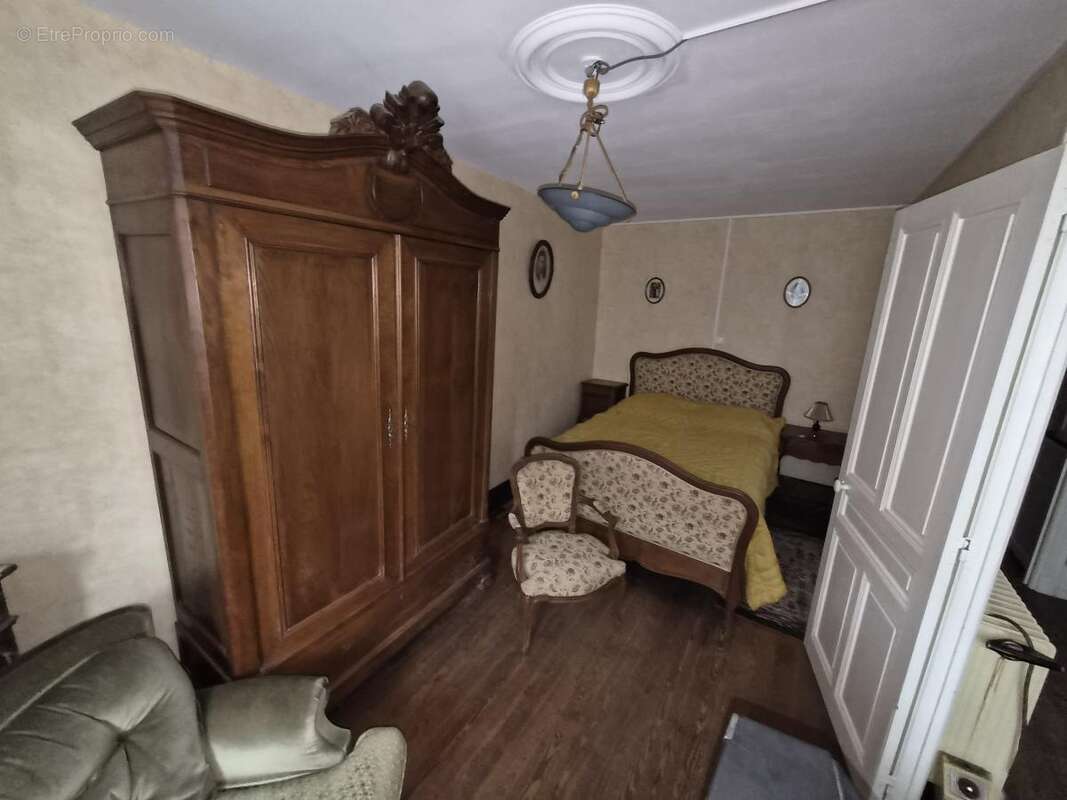 Maison à PAGNEY-DERRIERE-BARINE