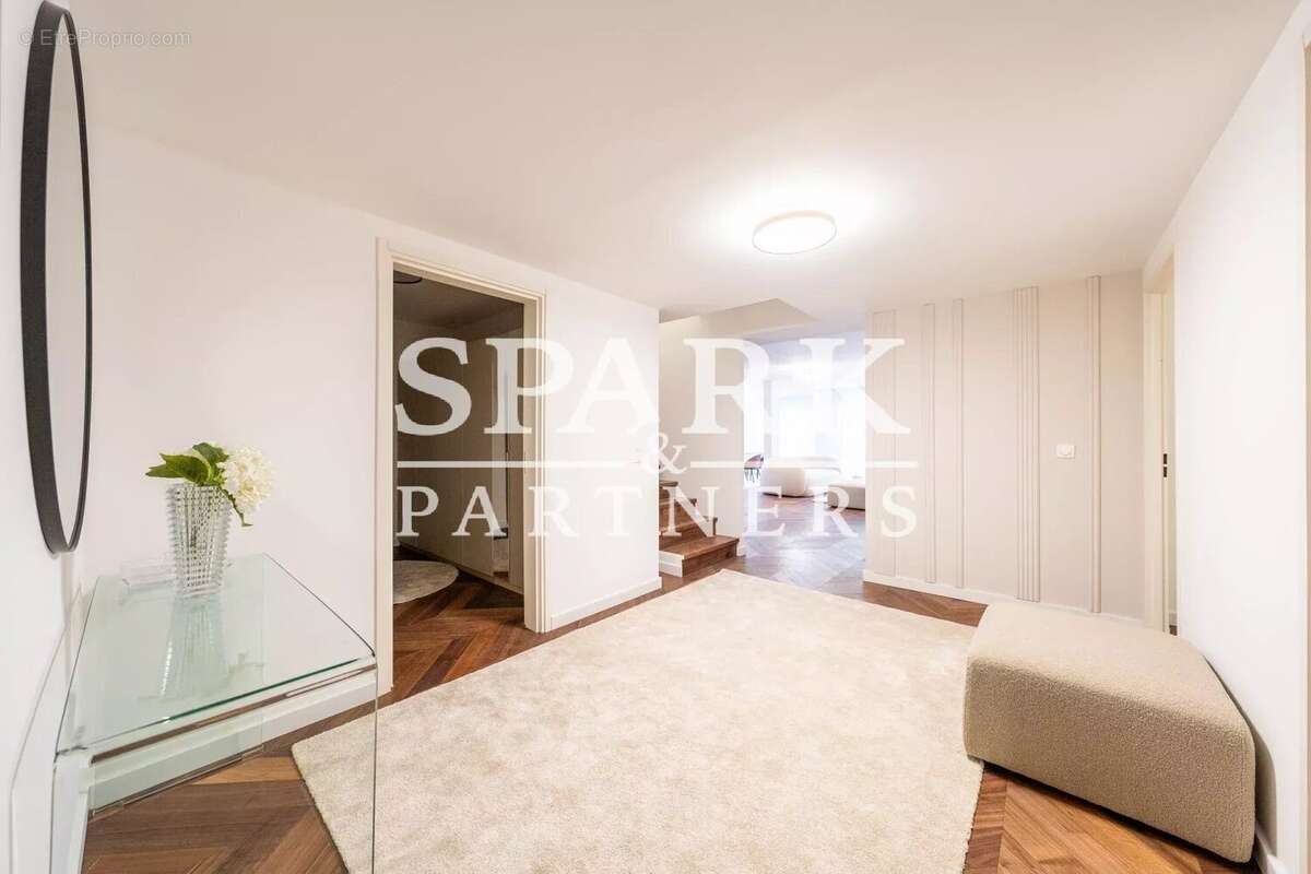 Appartement à ROQUEBRUNE-CAP-MARTIN