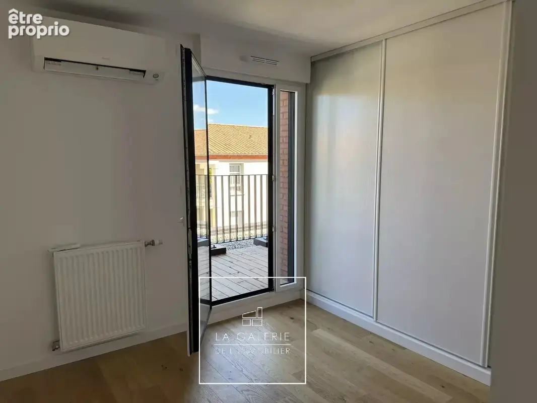 A VENDRE -  SAINT-MICHEL – T4 de 96 m² en dernier étage, 2 terrasses, calme absolu et prestations de qualité - photo 11