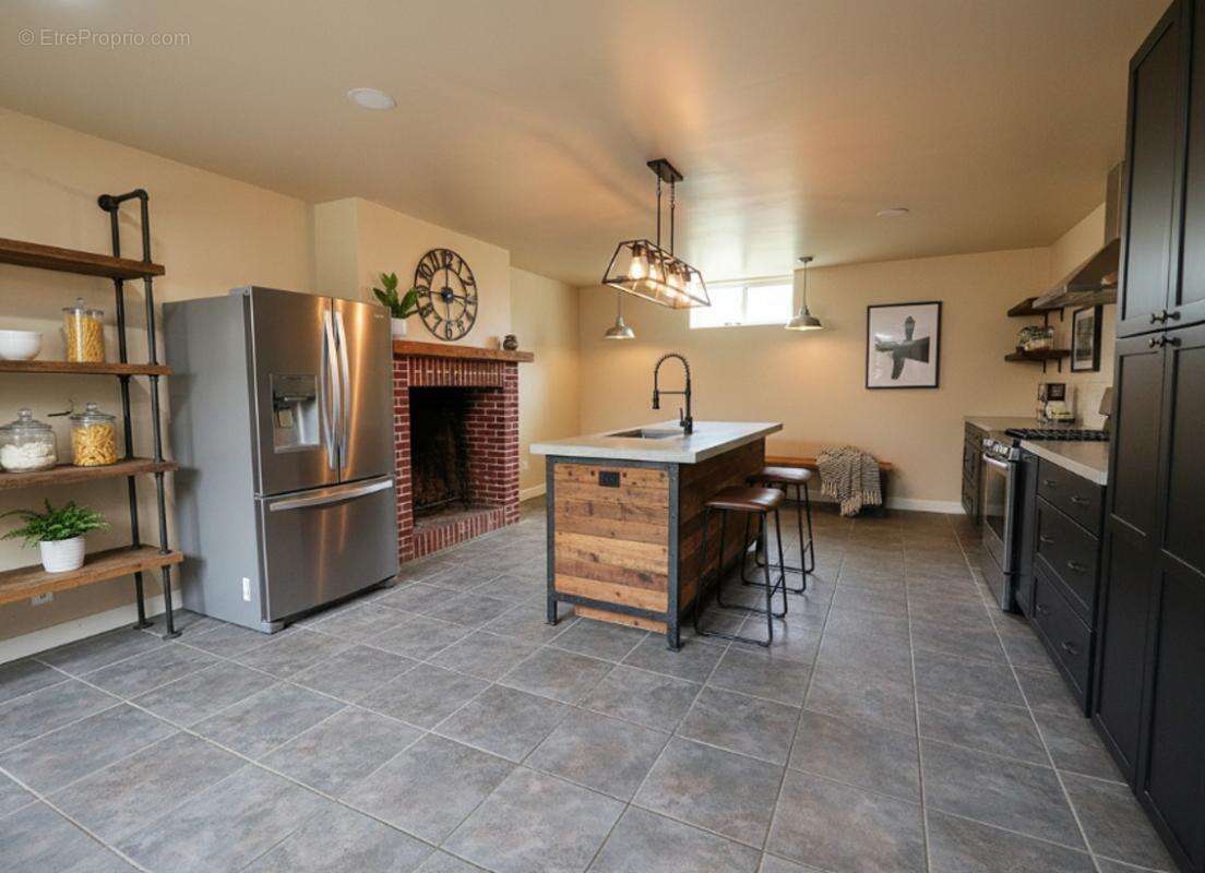 Maison à SAINT-SULPICE-LE-GUERETOIS