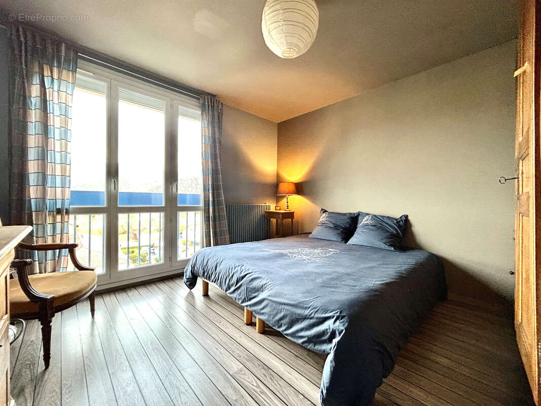 Appartement à SAINT-MARTIN-D'HERES