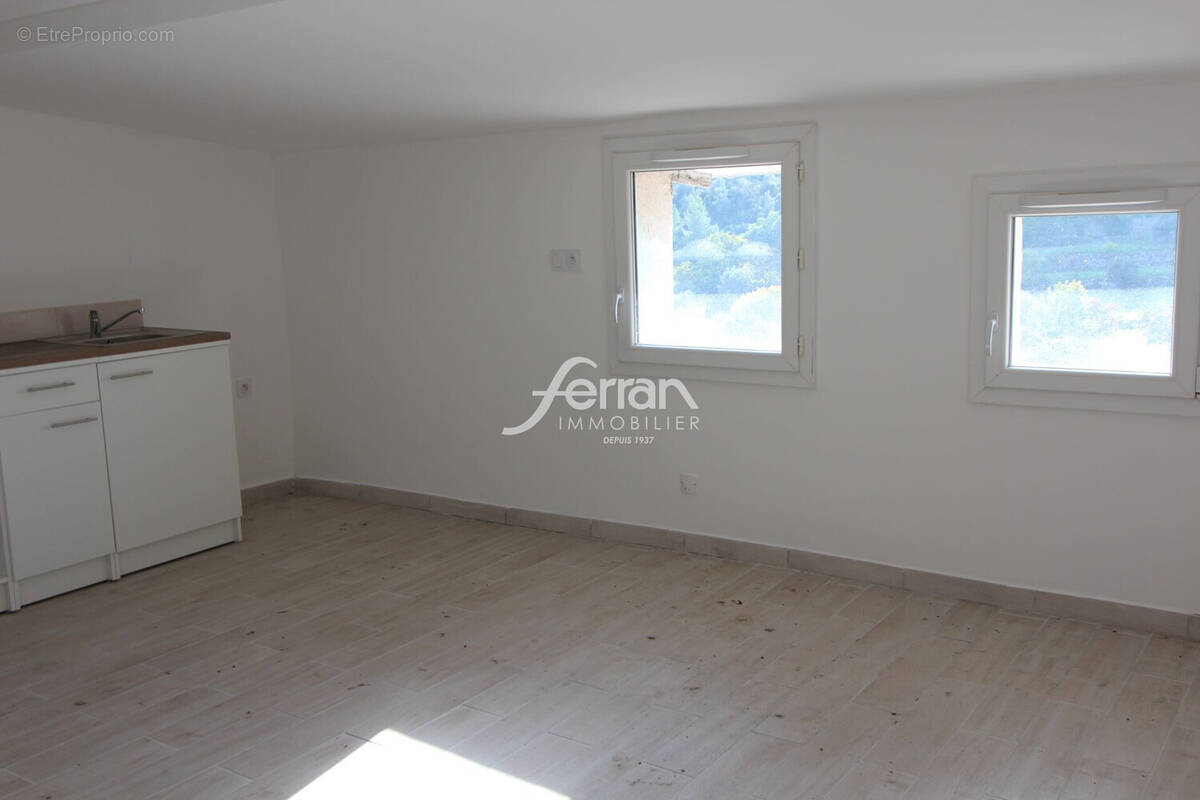 Appartement à FLAYOSC