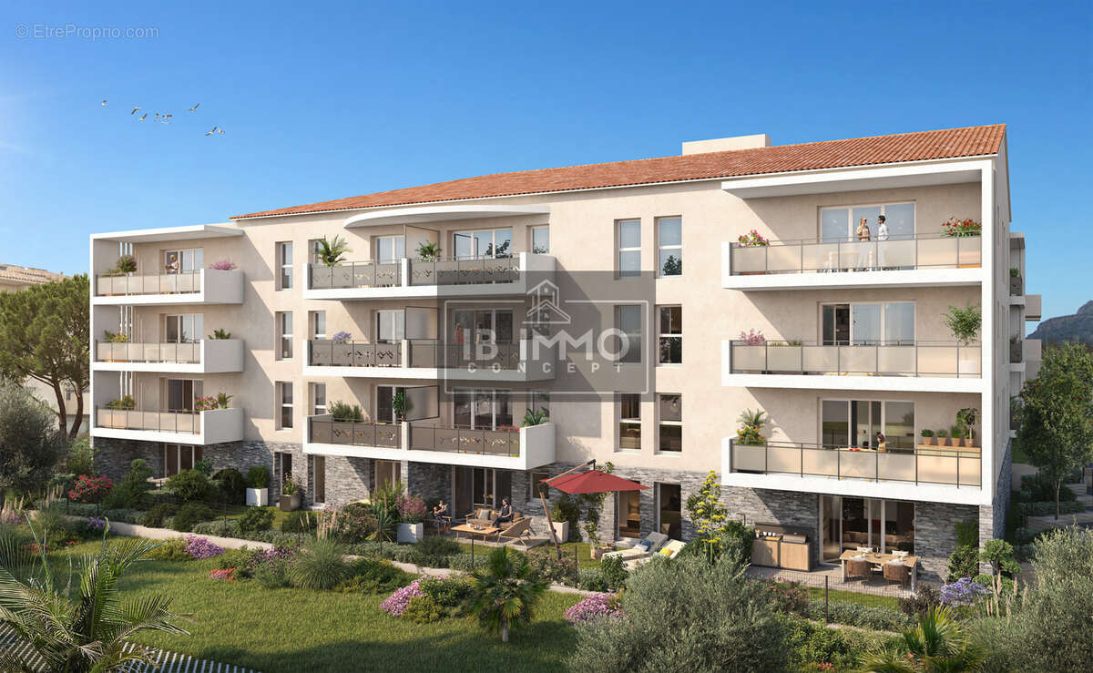 Appartement à LE MUY