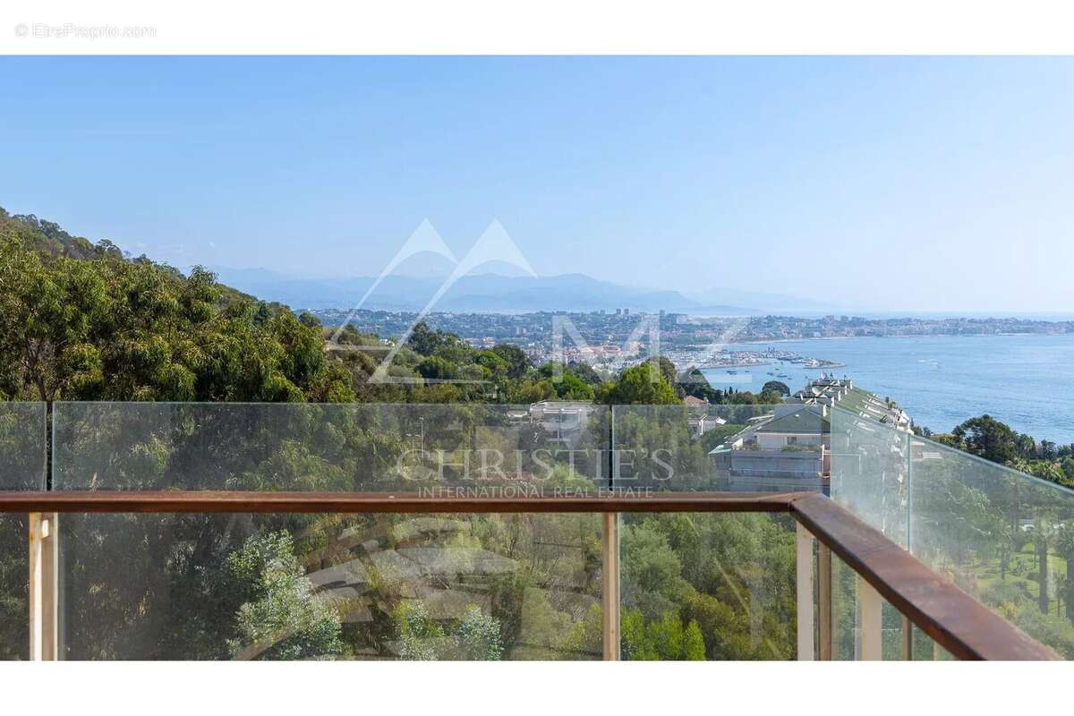 Superbe appartement d'angle à la vue mer époustouflante - photo 7