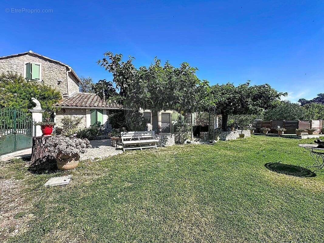 Maison à BOISSET-ET-GAUJAC