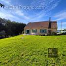 Maison à MONTREUIL-LE-HENRI