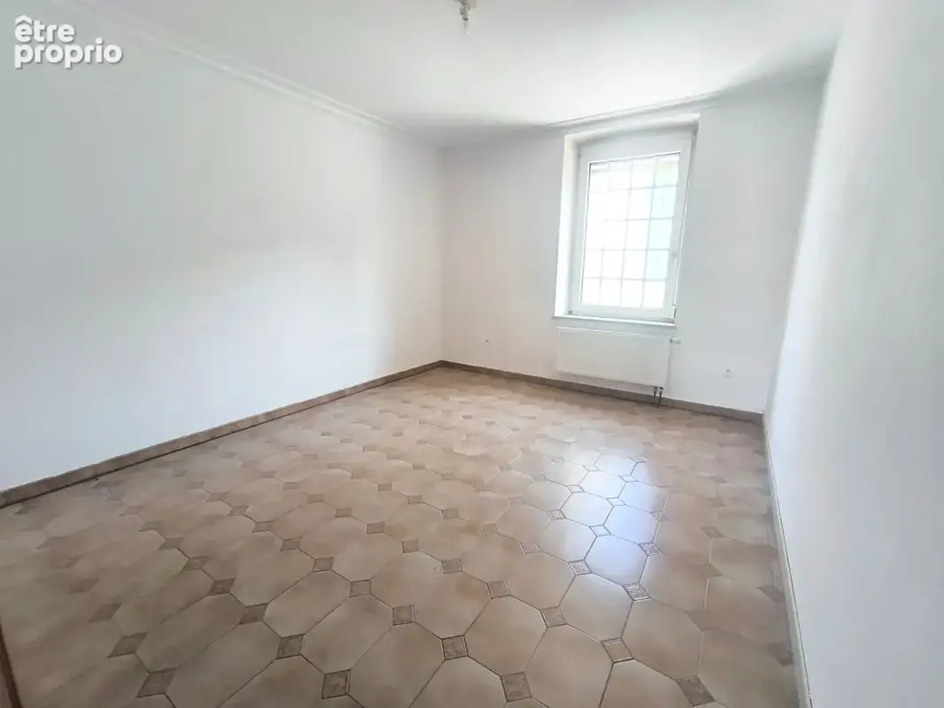 Appartement F4 avec terrasse - photo 4