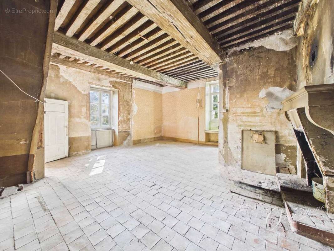 Maison à SAULIEU
