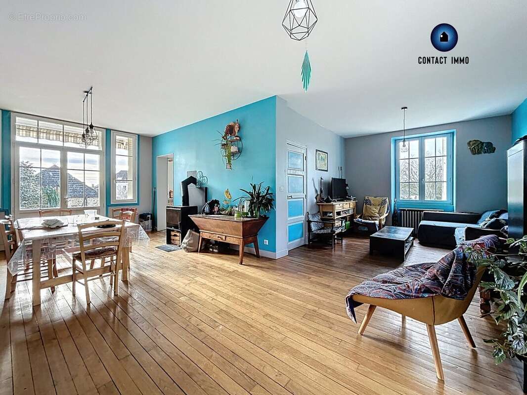 Maison à PERPEZAC-LE-NOIR