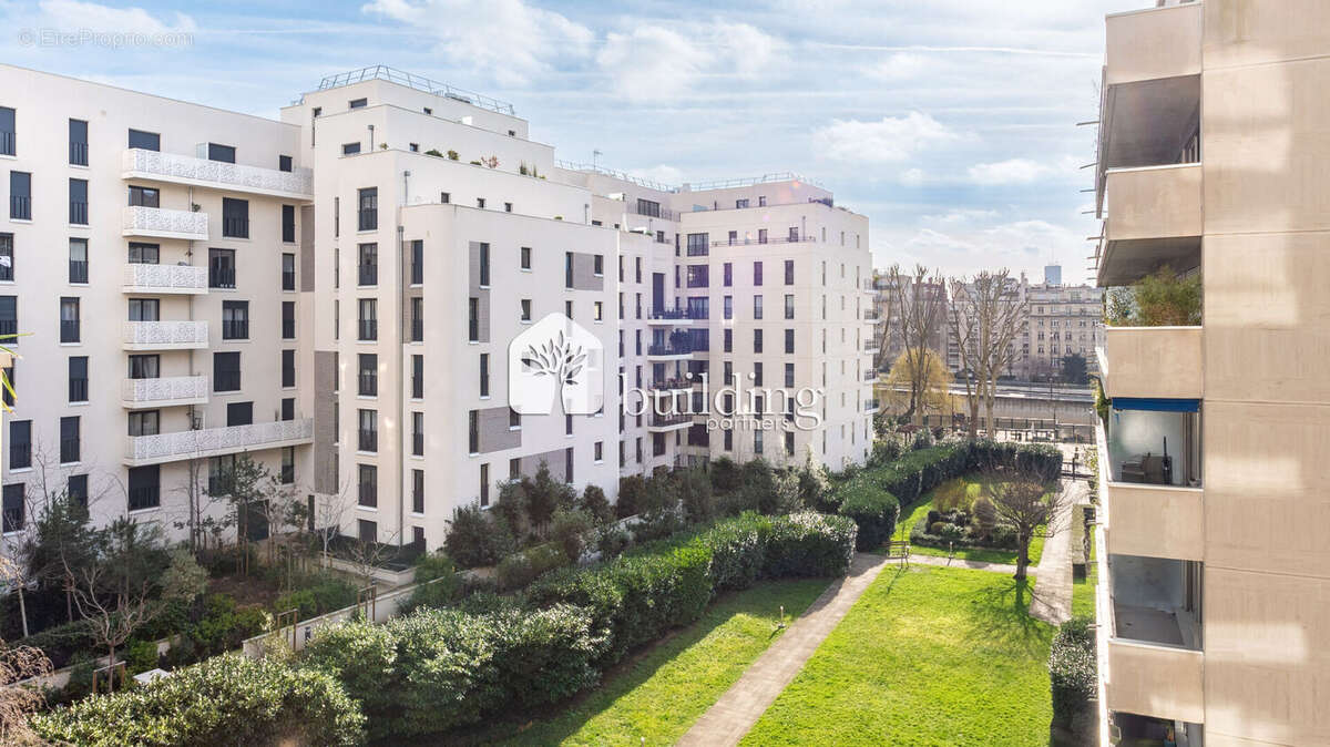 Appartement à NEUILLY-SUR-SEINE