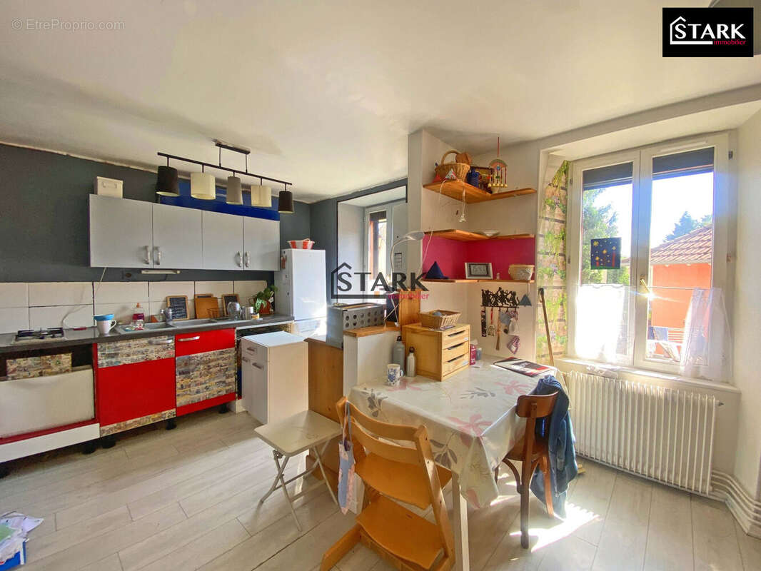Appartement à VALDOIE