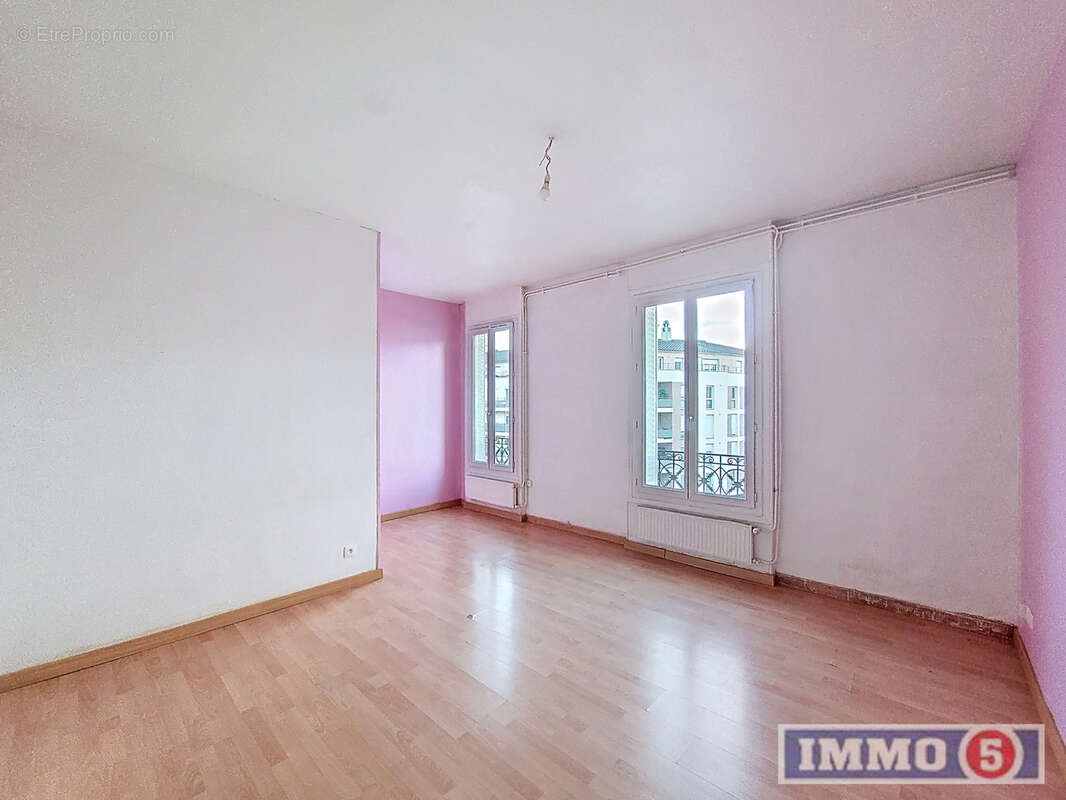 Appartement à NEUILLY-SUR-MARNE