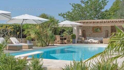 Maison à ROQUEFORT-LES-PINS