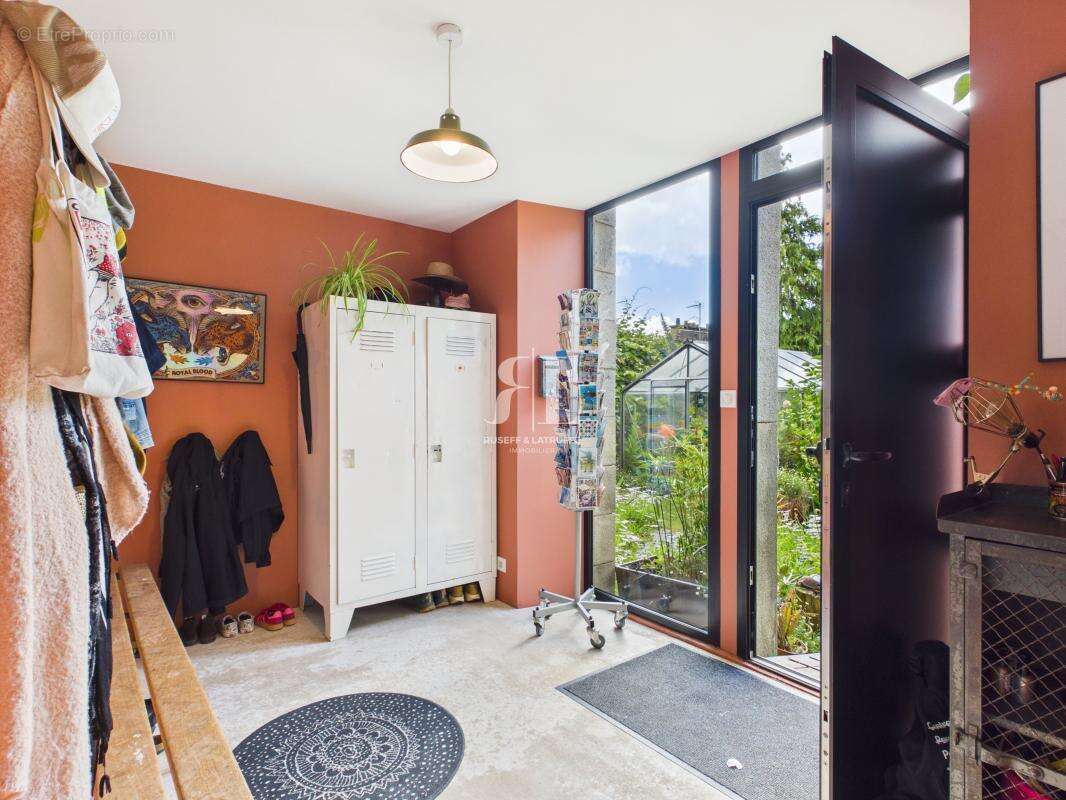 Hennebont – de l’école au loft, un lieu de vie unique - photo 8