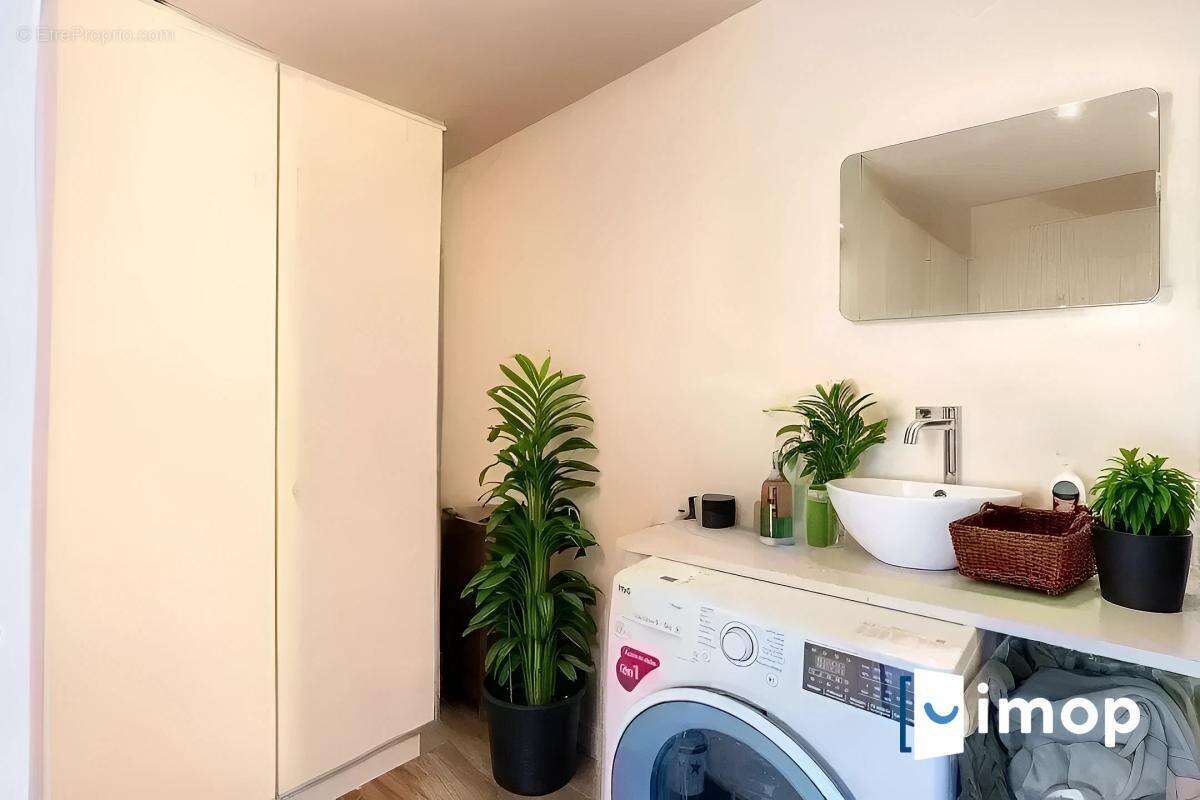 Appartement à SAINT-DENIS