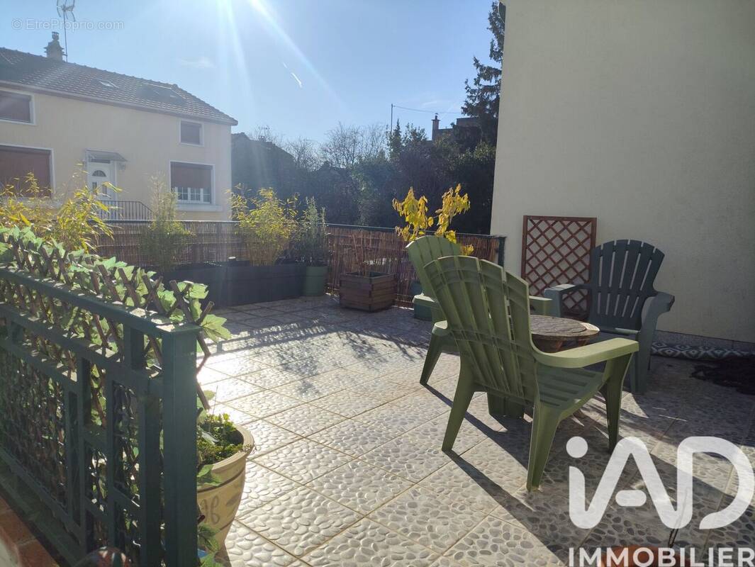 Photo 1 - Maison à CHOISY-LE-ROI