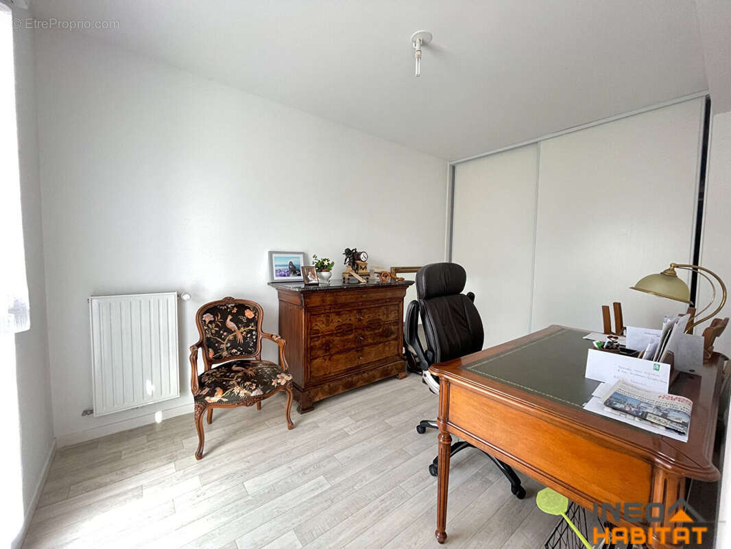 Appartement à LA MEZIERE