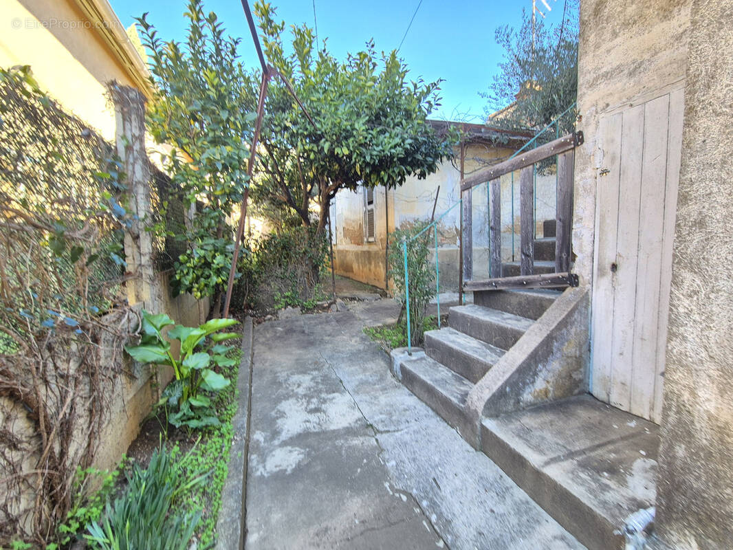 Maison à HYERES