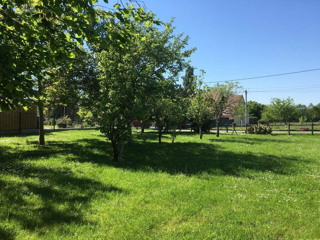 Terrain à SAINT-MAIXENT