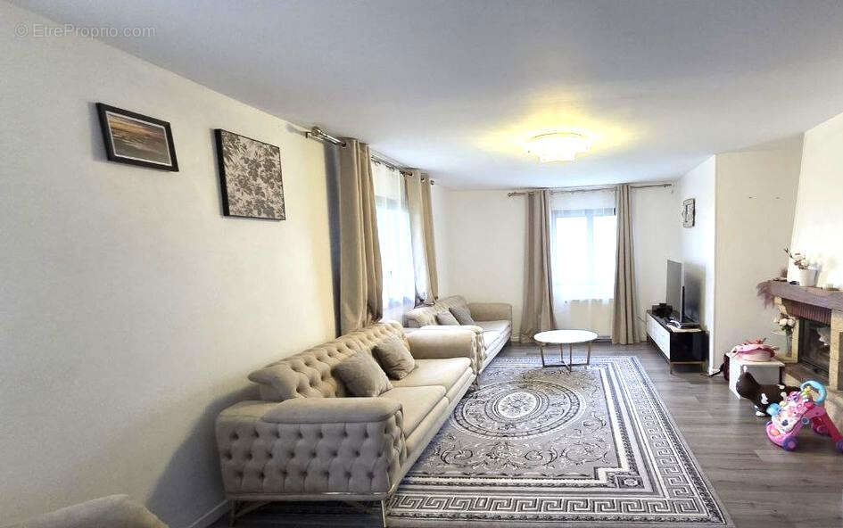 Maison à LA FERTE-SOUS-JOUARRE