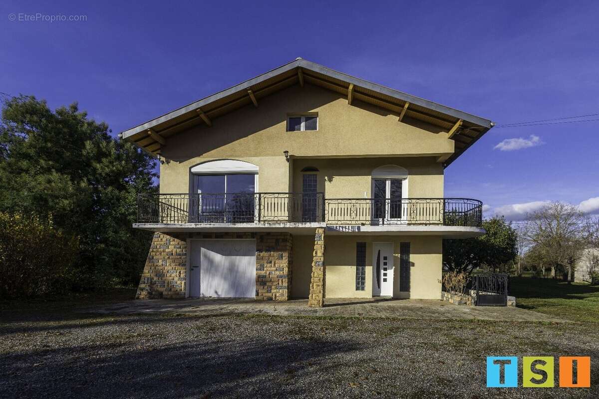 Maison à MARTRES-TOLOSANE