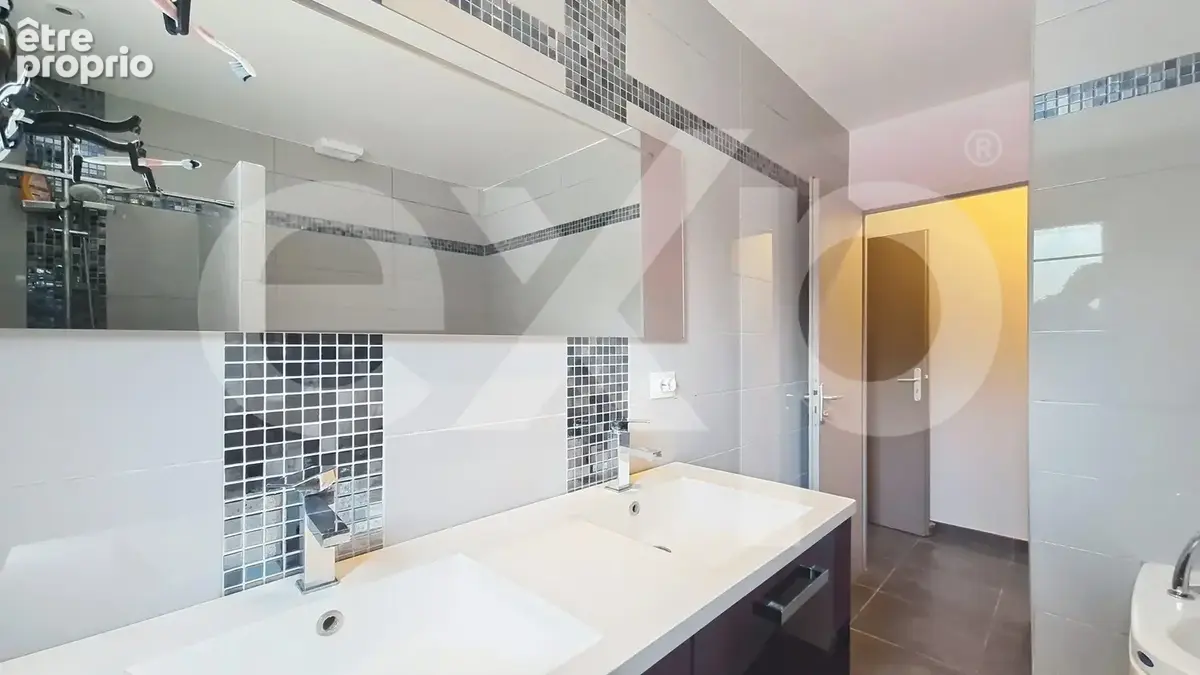 Maison 97 m² à Castelnau-De-Medoc  - photo 7