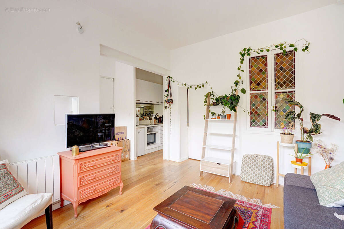 Appartement à PARIS-11E