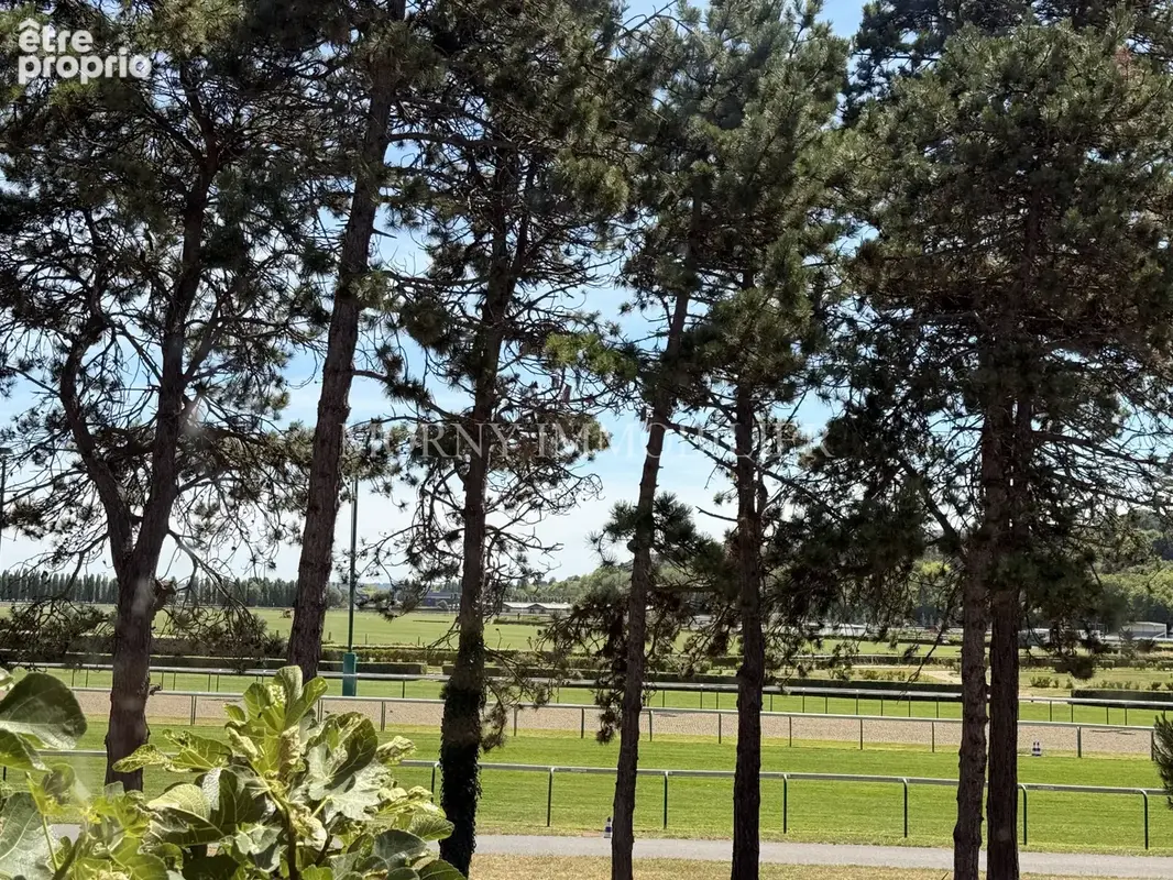 À vendre - villa d'exception vue sur l'hippodrome - photo 12