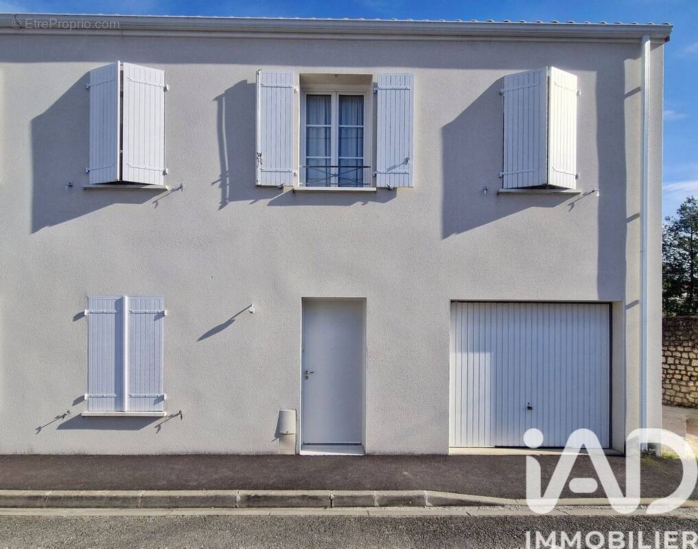Photo 1 - Maison à ANGOULEME