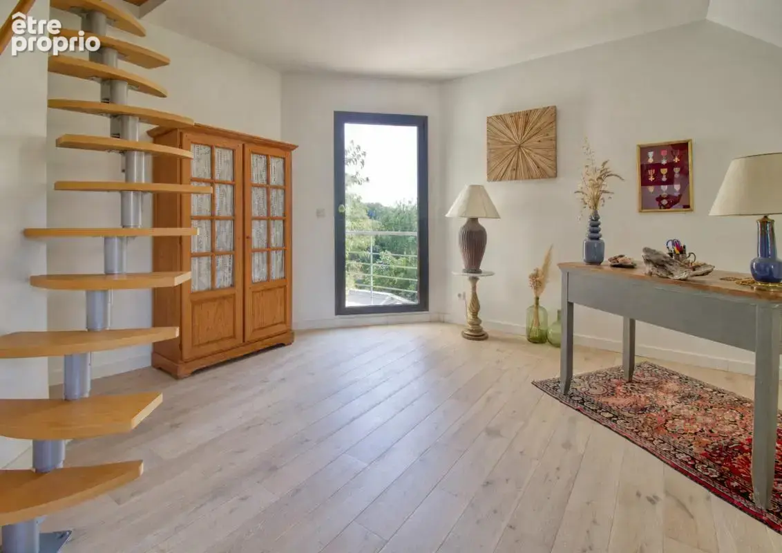 Maison 146 m² à Crespieres  - photo 13
