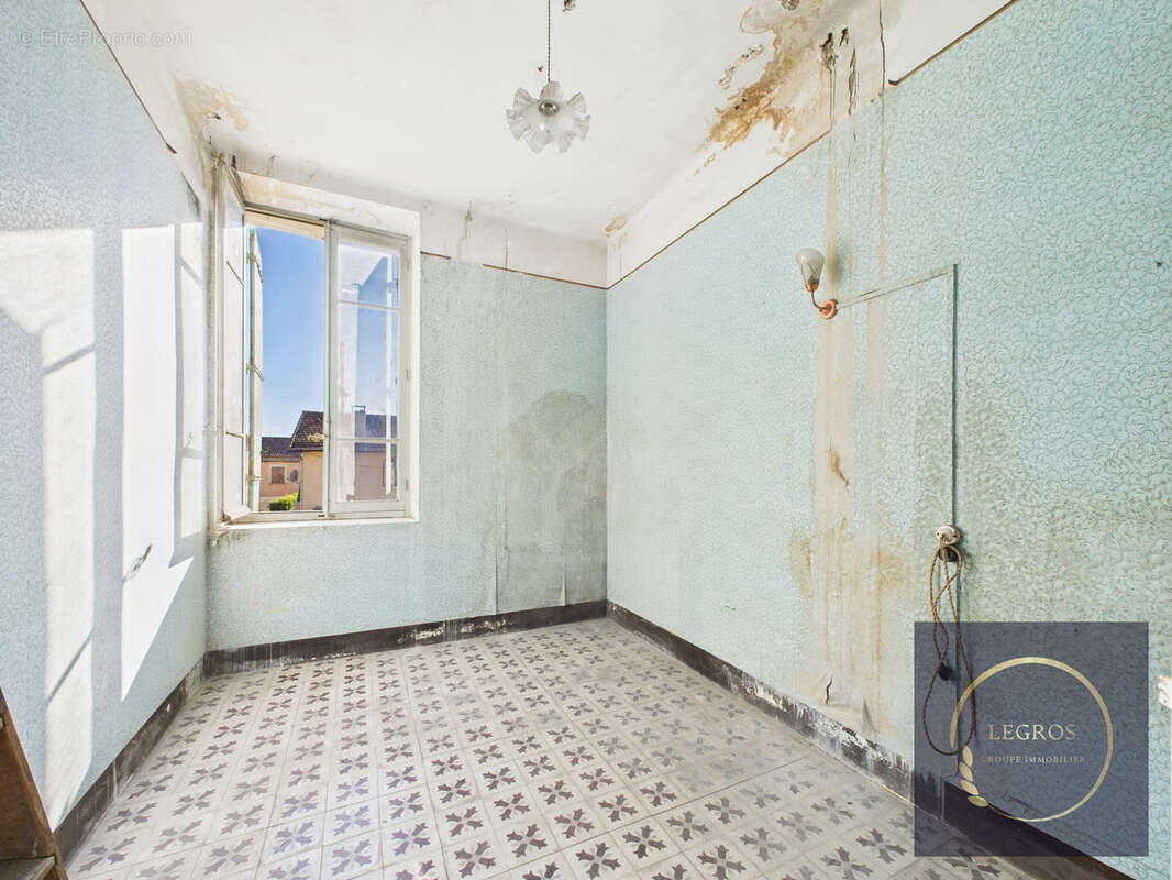 Maison à CHATEAURENARD