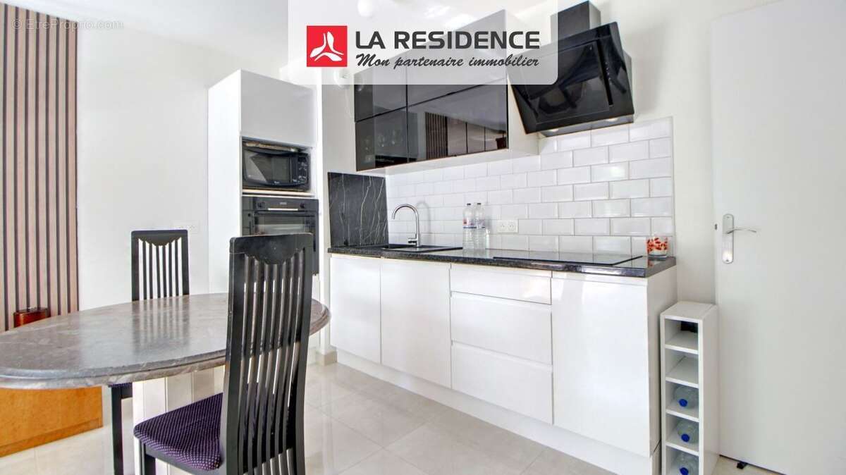 Appartement 60 m² à Plaisir  - photo 2