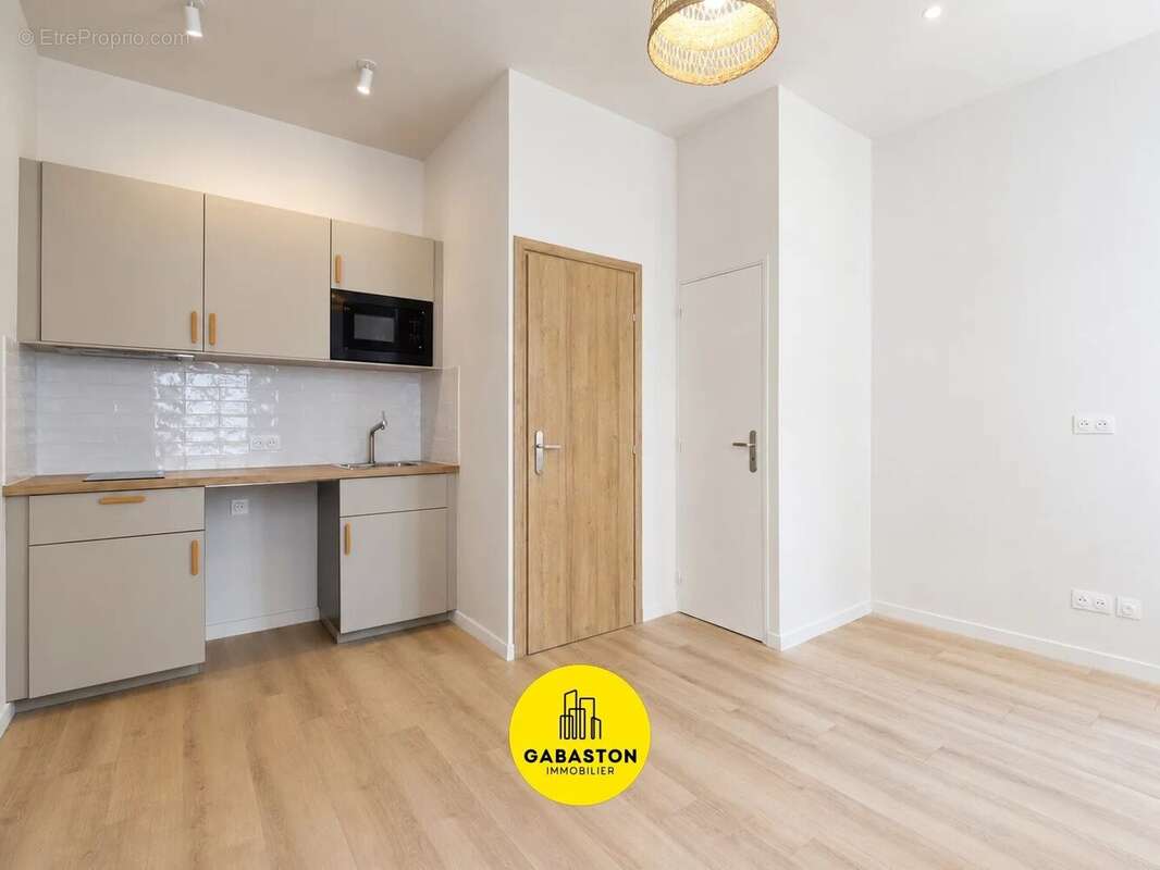Appartement 17 m² à Marseille-4e  - photo 3