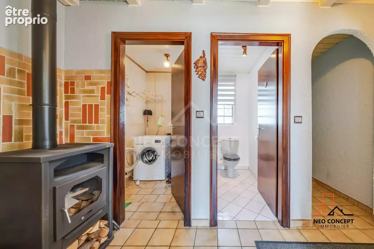* MERTZWILLER - Spacieuse maison de 200 m² avec possibilité de séparation en 2 appartements sur 8.55 ares de terrain ! * - photo 15