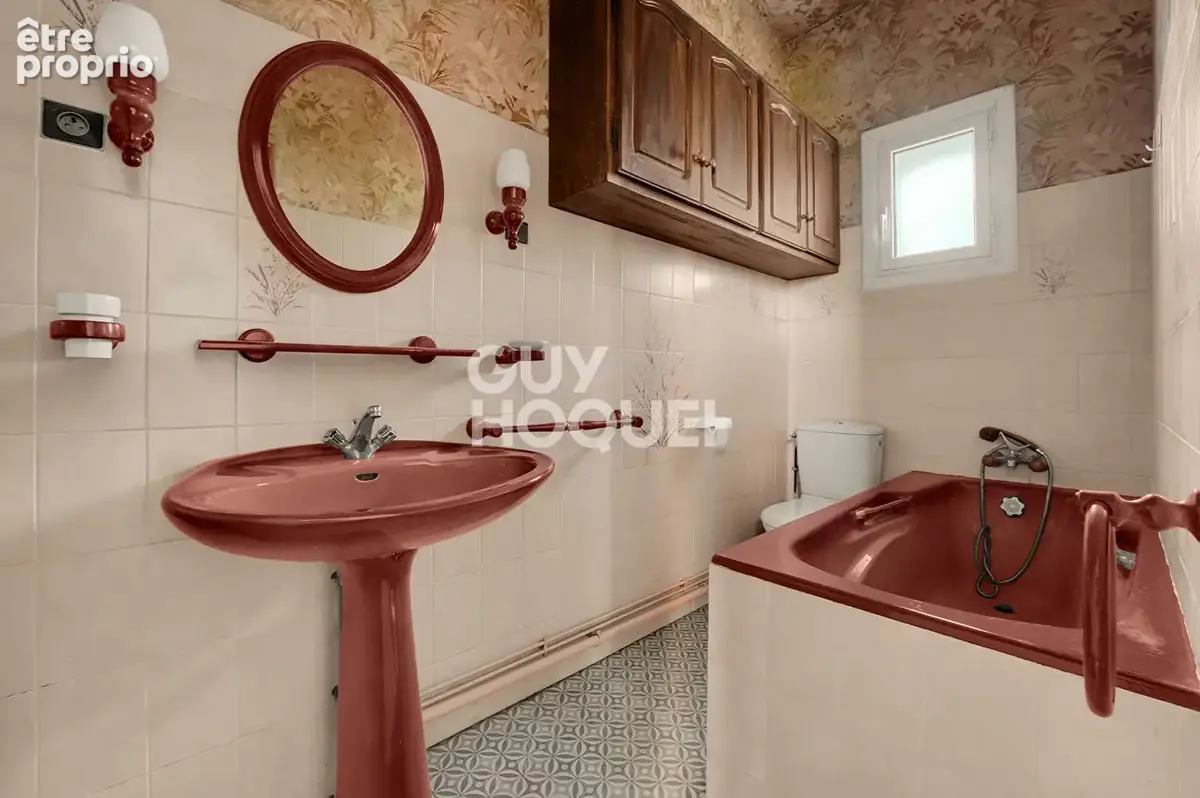 Maison Familiale à REYNIES (82370), 6 pièces, terrain 7 348 m² - photo 8