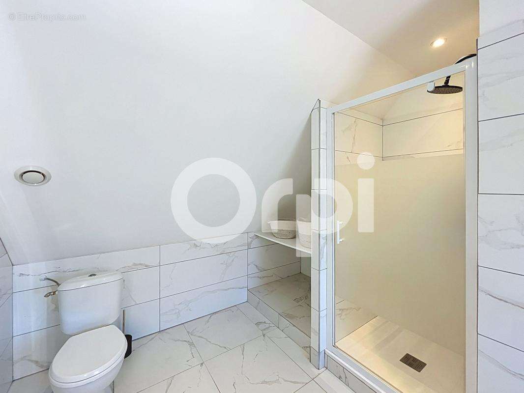 Maison de caractère en pierre de brasier ! AGENCE ORPI BRIVE RD - photo 22