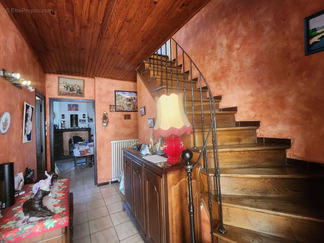 Maison à GRESY-SUR-AIX