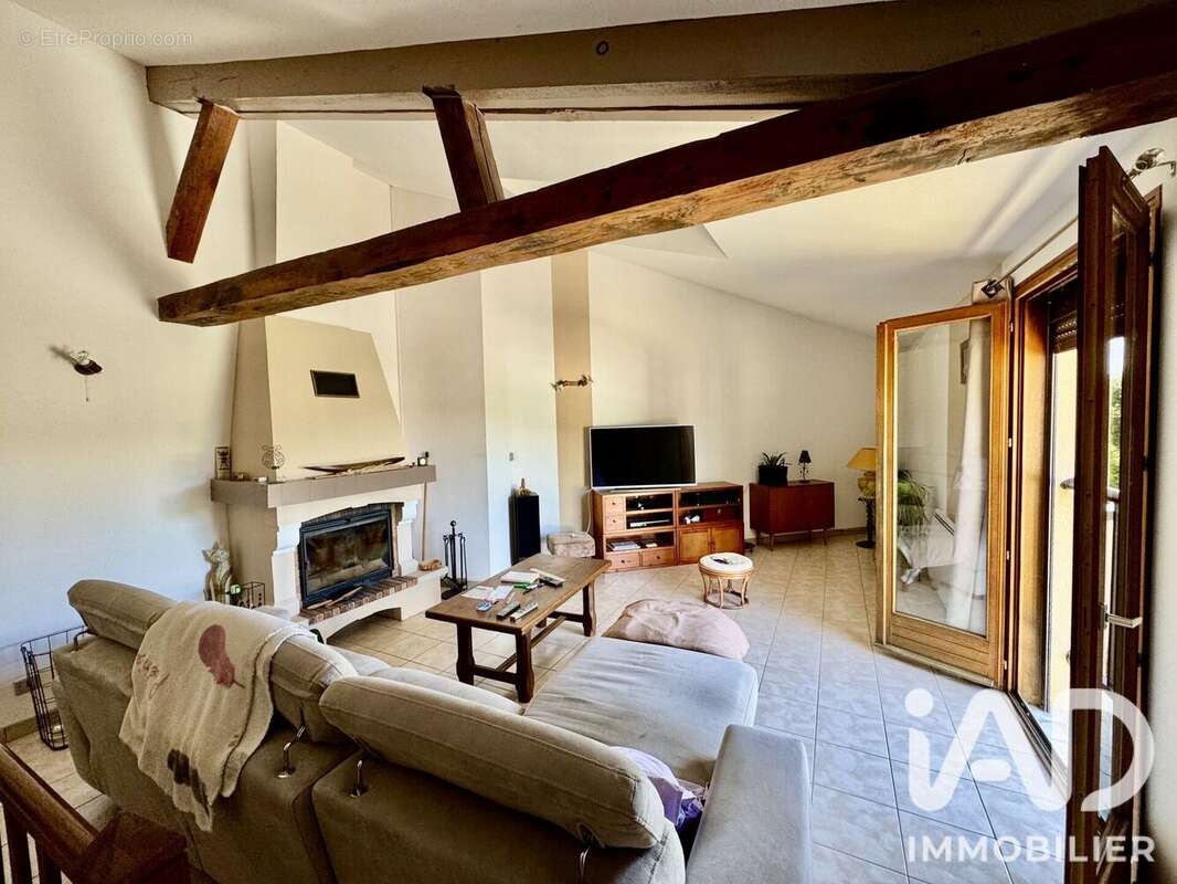 Appartement 248 m² à Cerans-Foulletourte  - photo 7
