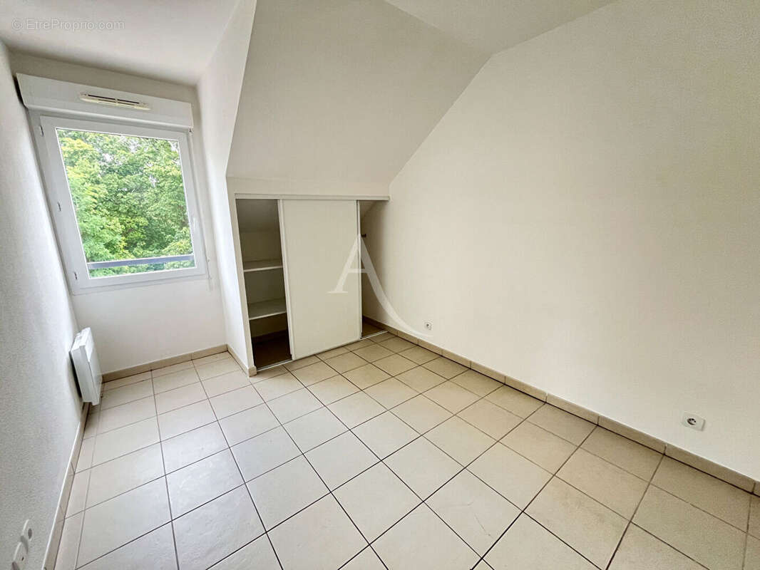 Appartement Dourdan 4 pièces avec ascenseur ! - photo 5