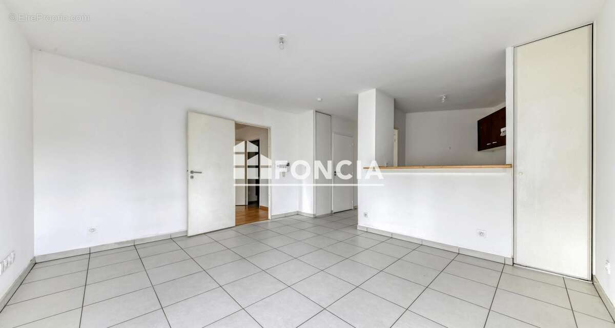 Appartement à TASSIN-LA-DEMI-LUNE