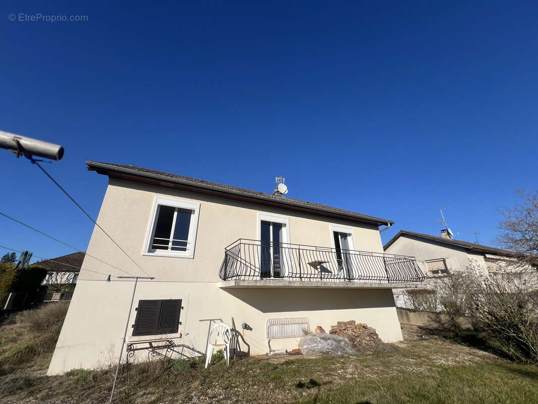 Maison dans un quartier pavillionaire - photo 12