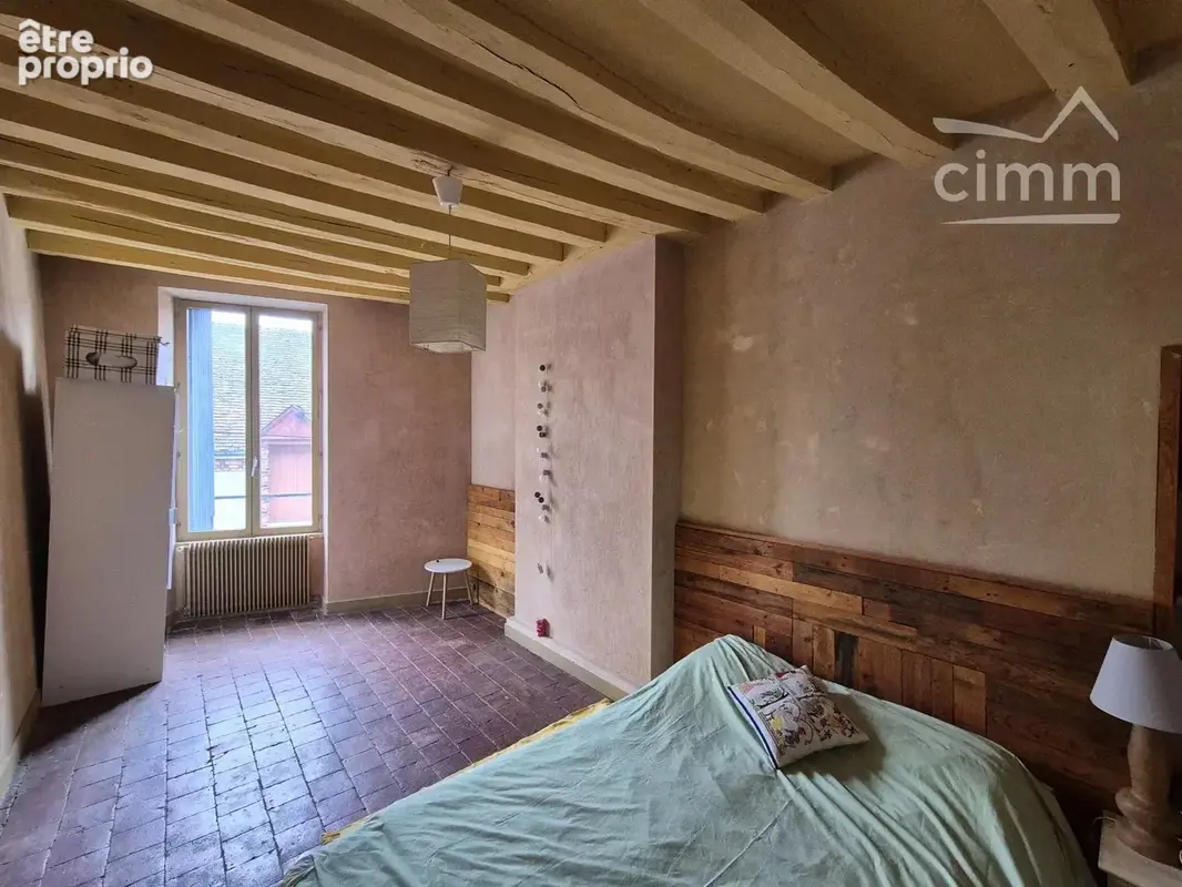 À vendre – Spacieuse maison de ville à Morée (41), à 15 minutes de Vendôme - photo 13