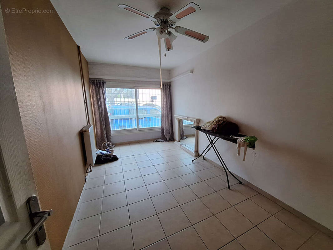 Appartement à MARSEILLE-15E
