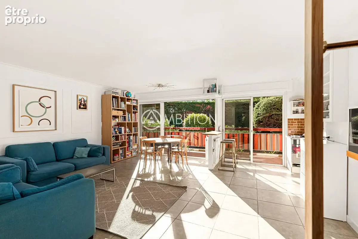 Frejus appartement 4 pièces spacieux proche toutes commodités - photo 2